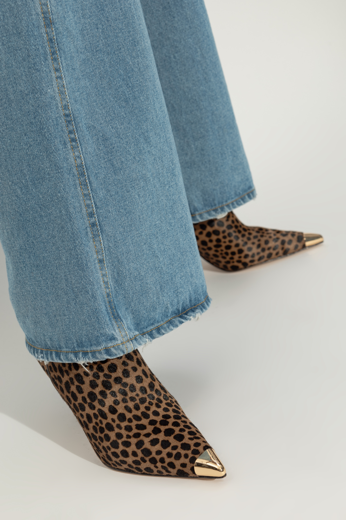 【送料&関税込】Michael Kors Kasia Pointed-toe Boots Brown Kasia heeled ankle boots Michael Michael Kors - Vitkac